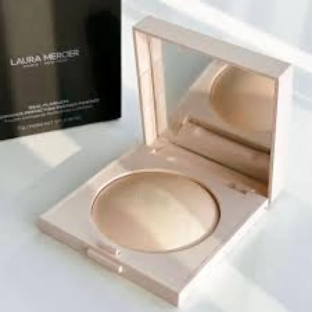 laura mercier brand new